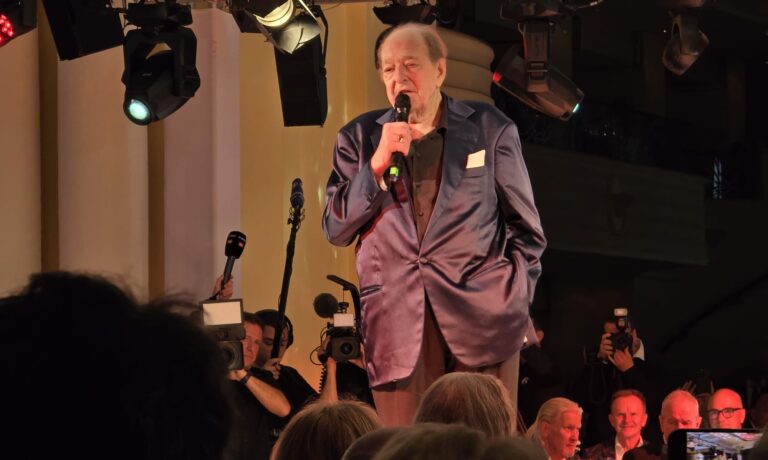 Mit Nicole, Katja Ebstein uvm: SO grandios war Ralph Siegels Gala zum 80. Geburtstag! Mit Nicole, Katja Ebstein uvm: SO grandios war Ralph Siegels Gala zum 80. Geburtstag!