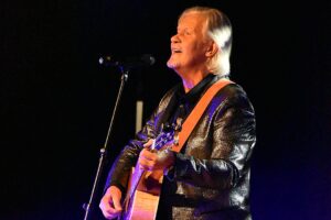 "Musikherbst am Wilden Kaiser" 2024: Die schönsten Fotos von Claudia Jung und Johnny Logan