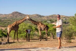 Peter Wackel expandiert in Namibia: SO setzt er sich für das Land und die Menschen ein! » Peter Wackel Namibia Dezember 2023 1207 768x512