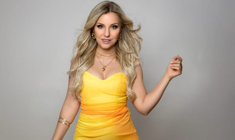 Natalie Holzner kehrt mit neuem Song "Lebendig" zu ihren Wurzeln zurück! Jetzt greift sie wieder zur Geige!