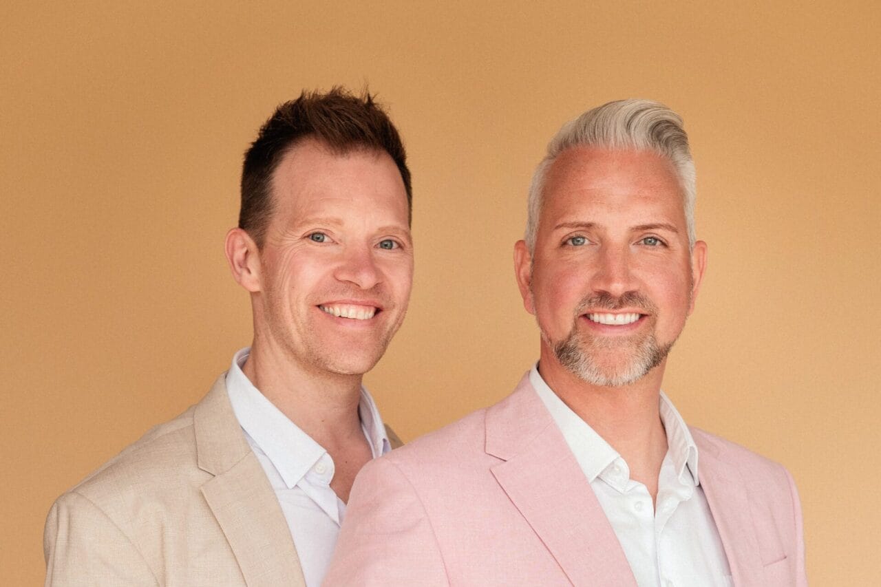 NEON: Schlagerduo legt „Mon Amour“ von Hecht neu auf!