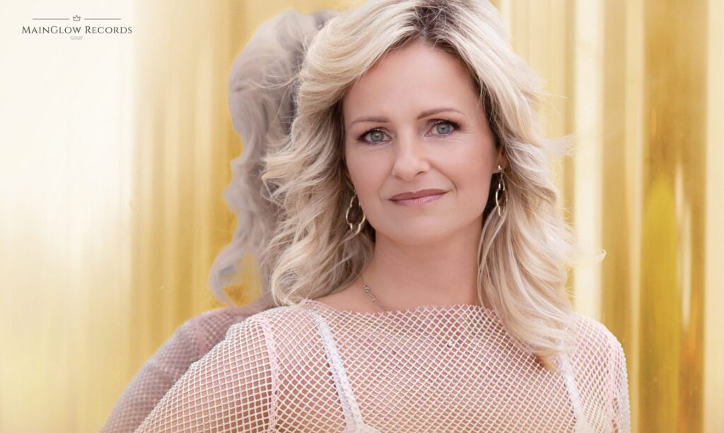 Nicole Conring legt mit neuem Remix ihres Songs "Versprochen" nach