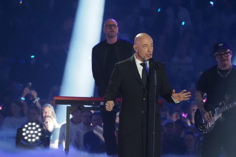 Unheilig: Konzerte in Oberhausen ersatzlos abgesagt! Graf erkrankt!