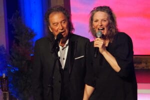 Chris Andrews feiert 60-jähriges Bühnenjubiläum beim "Schlager-Spaß mit Andy Borg" - und singt mit seiner Frau! » Chris Andrews