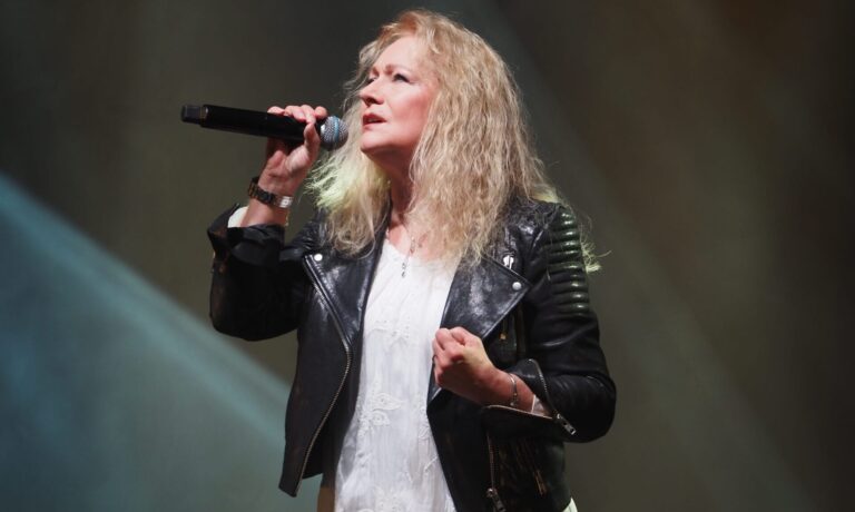 Nicole verrät exklusiv: Zum Bühnenjubiläum legt sie viele Songperlen auf neuem Album neu auf! – „Die versunkenen Schätze werden jetzt wieder gehoben!“