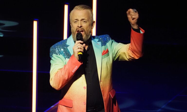 Ross Antony ruft mit Cover von „Live is Life“ zum Zusammenhalt auf: DARUM ist ihm das so wichtig!