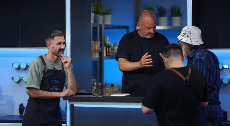 „Promi Taste“ 2026: Wer ist raus? DIESER Kandidat musste in Folge 2 am 15.04.26 gehen! „Promi Taste“ 2026: Wer ist raus? DIESER Kandidat musste in Folge 2 am 15.04.26 gehen!