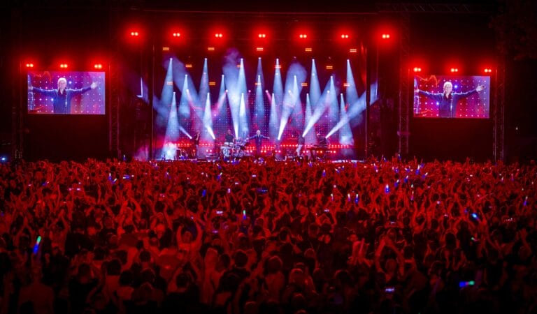 Rainhard Fendrich: Jubiläumskonzert ein voller Erfolg! Mitschnitt wird im September im TV gezeigt!