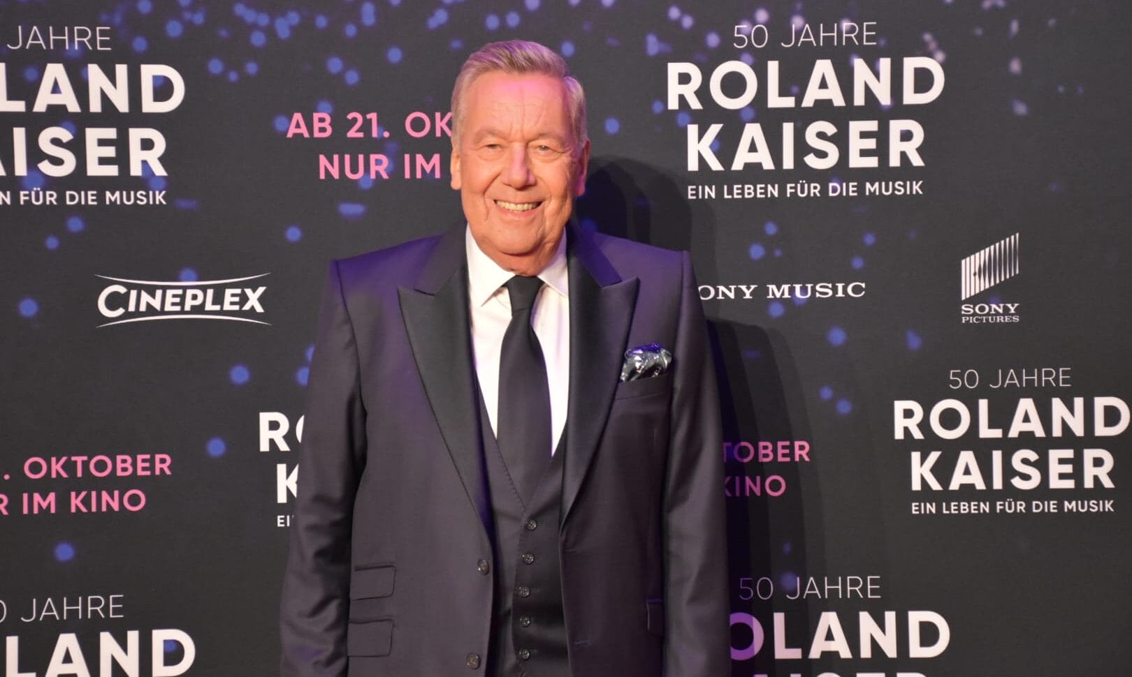 Roland Kaiser: Standing Ovations bei Kinopremiere in Münster! SO gut ist der Konzertfilm!