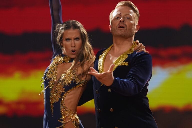 Ross Antony tanzte in Show 6 weiter – trotz blutender Wunde mitten in Performance!