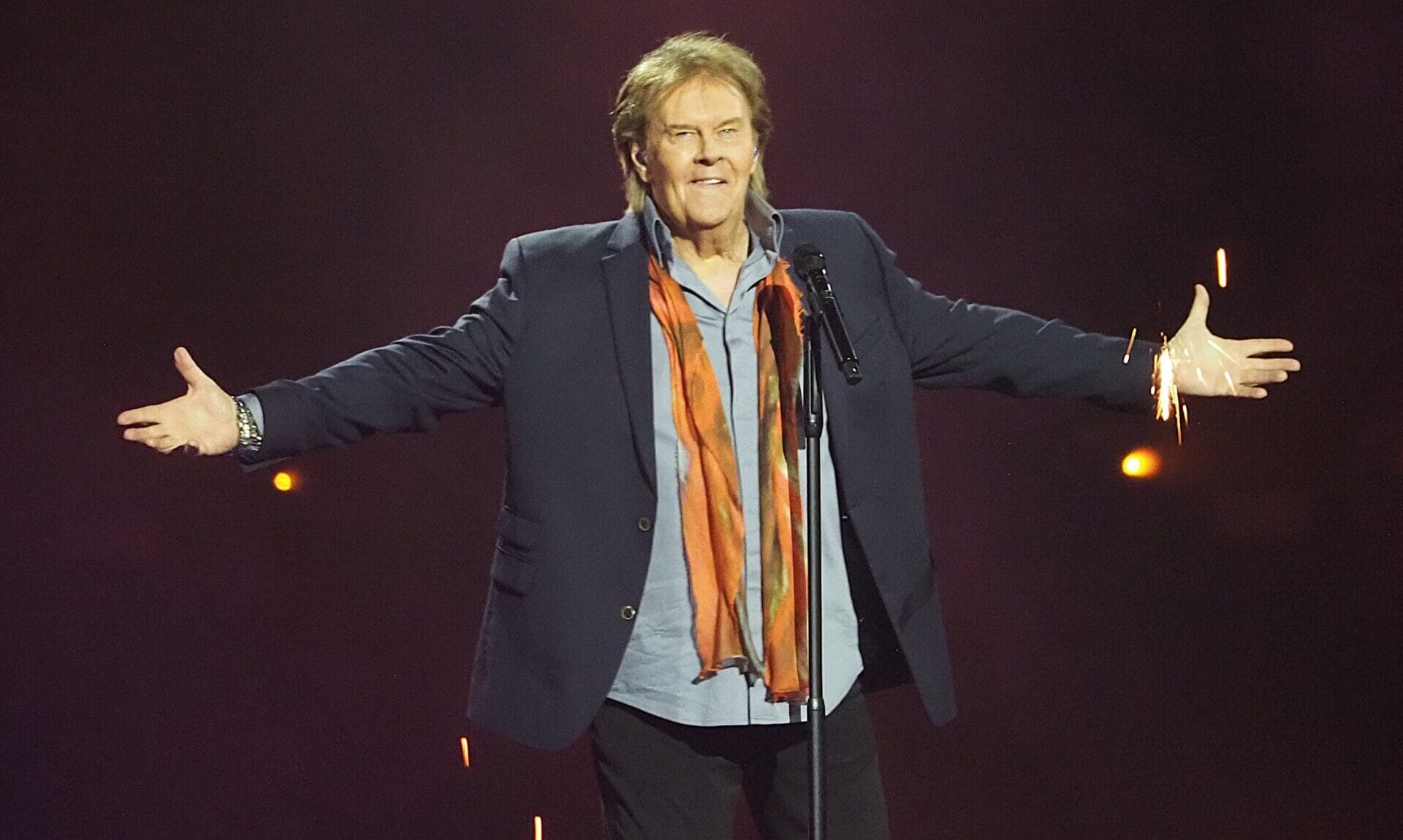 Howard Carpendale: Weihnachtsalbum-Neuauflage “Happy Christmas… Again!” auch mit neuen Songs!