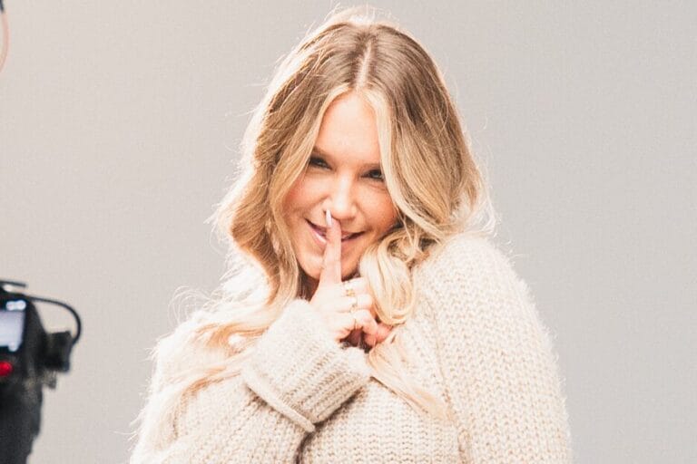 Sonia Liebing singt in neuem Song von verbotener Liebe - uns verrät sie, warum & wie dieser entstand!