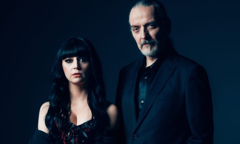 Sotiria: Neues Duett mit DIESEM Sänger! Sotiria: Neues Duett mit DIESEM Sänger!