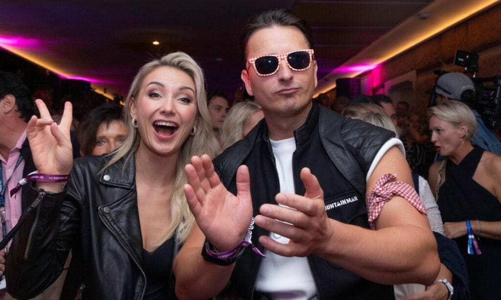 "STARnacht aus der Wachau" 2025: SO war die Seitenblicke-Party vor der Live-Show! "STARnacht aus der Wachau" 2025: SO war die Seitenblicke-Party vor der Live-Show!