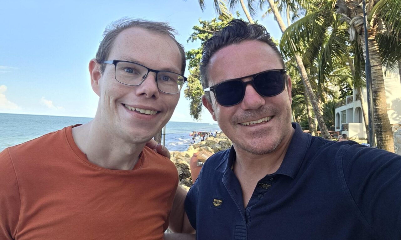 Stefan Mross exklusiv über sein Engagement als „Fly & Help“-Botschafter: „Ich habe vor mindestens noch, fünf, sechs Schulen zu bauen“