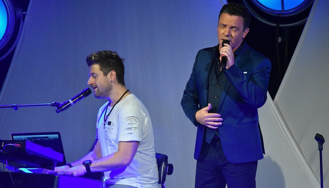 stefan-mross-und-co.-auf-„immer-wieder-schlager-tour-die-schönsten-fotos-11