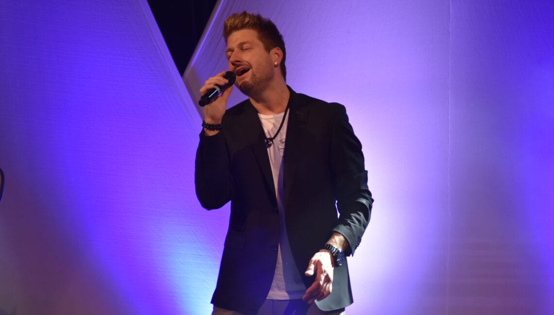 stefan-mross-und-co.-auf-„immer-wieder-schlager-tour-die-schönsten-fotos-13