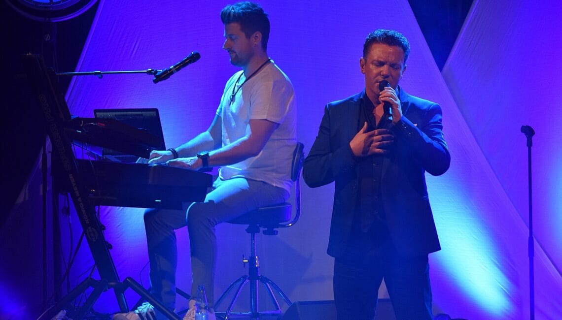 stefan-mross-und-co.-auf-„immer-wieder-schlager-tour-die-schönsten-fotos-16