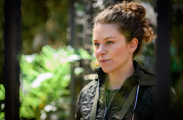 „Sturm der Liebe“ Vorschau nächste Folge am 03.11.25: Wird der Golfplatz verkauft? „Sturm der Liebe“ Vorschau nächste Folge am 03.11.25: Wird der Golfplatz verkauft?