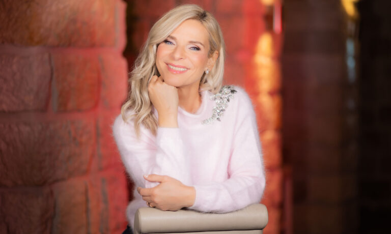 Uta Bresan 9m8a3263c Uta Bresan 9m8a3263c