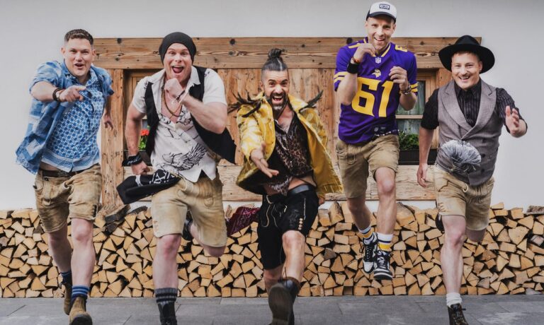 voXXclub legen Klostertaler-Hit „Die längste Nacht der Welt“ neu auf – DARUM passt der Titel so gut zu ihnen!