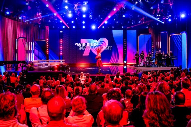 „Wir sind Song Contest“: Alle Gäste und Vorschau zu Folge 1 – darunter Beatrice Egli & Melissa Naschenweng!