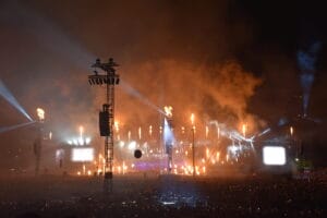 Helene Fischer macht sich für Frieden bei Mega-Konzert in München vor 130.000 Zuschauern stark » Helene Fischer