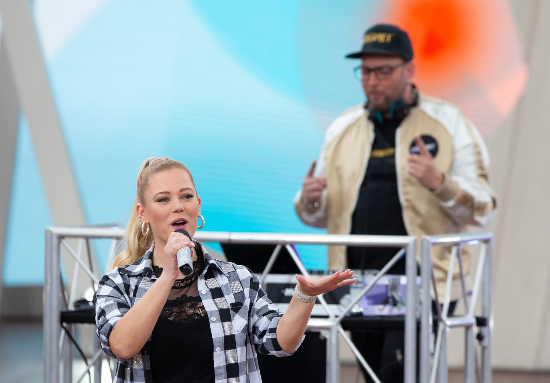 ZDF-Fernsehgarten 2025: Die schönsten Fotos der "SchlagerDARTEN"-Ausgabe vom 25.05.25