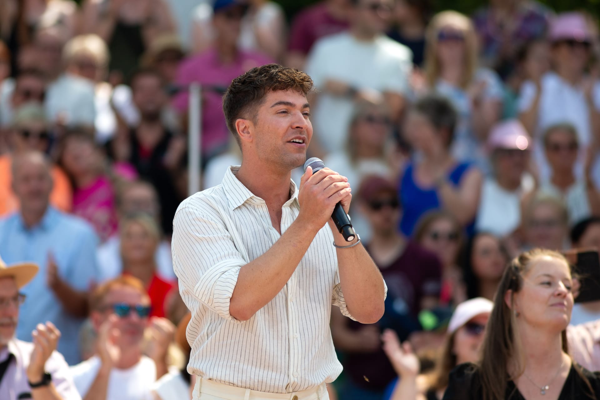 ZDF-Fernsehgarten 2025: Die schönsten Fotos der Schlagerparty-Ausgabe am 10.08.25