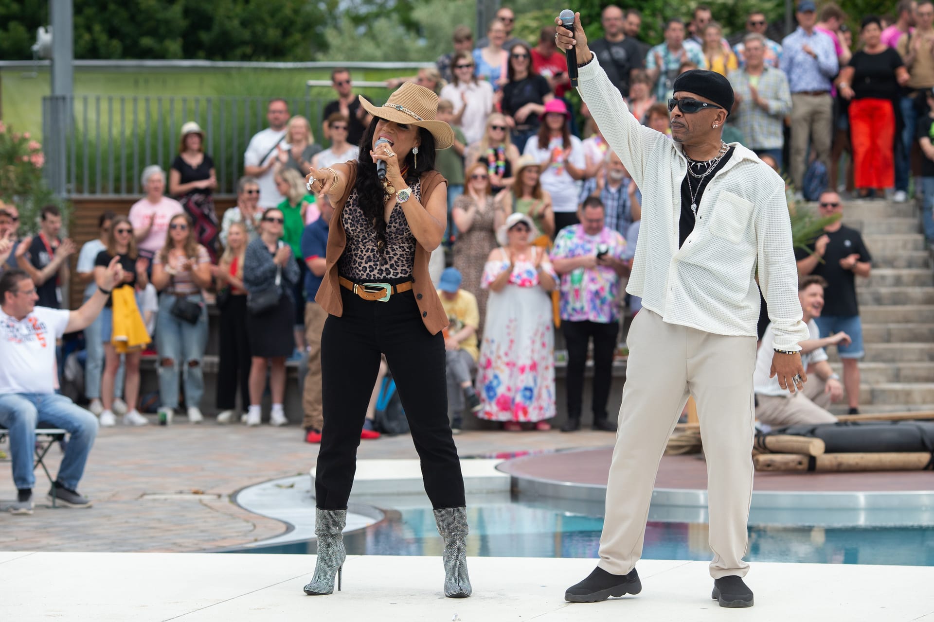 ZDF-Fernsehgarten 2025: Die schönsten Fotos der "Sommer-Feeling"-Ausgabe vom 01.06.25