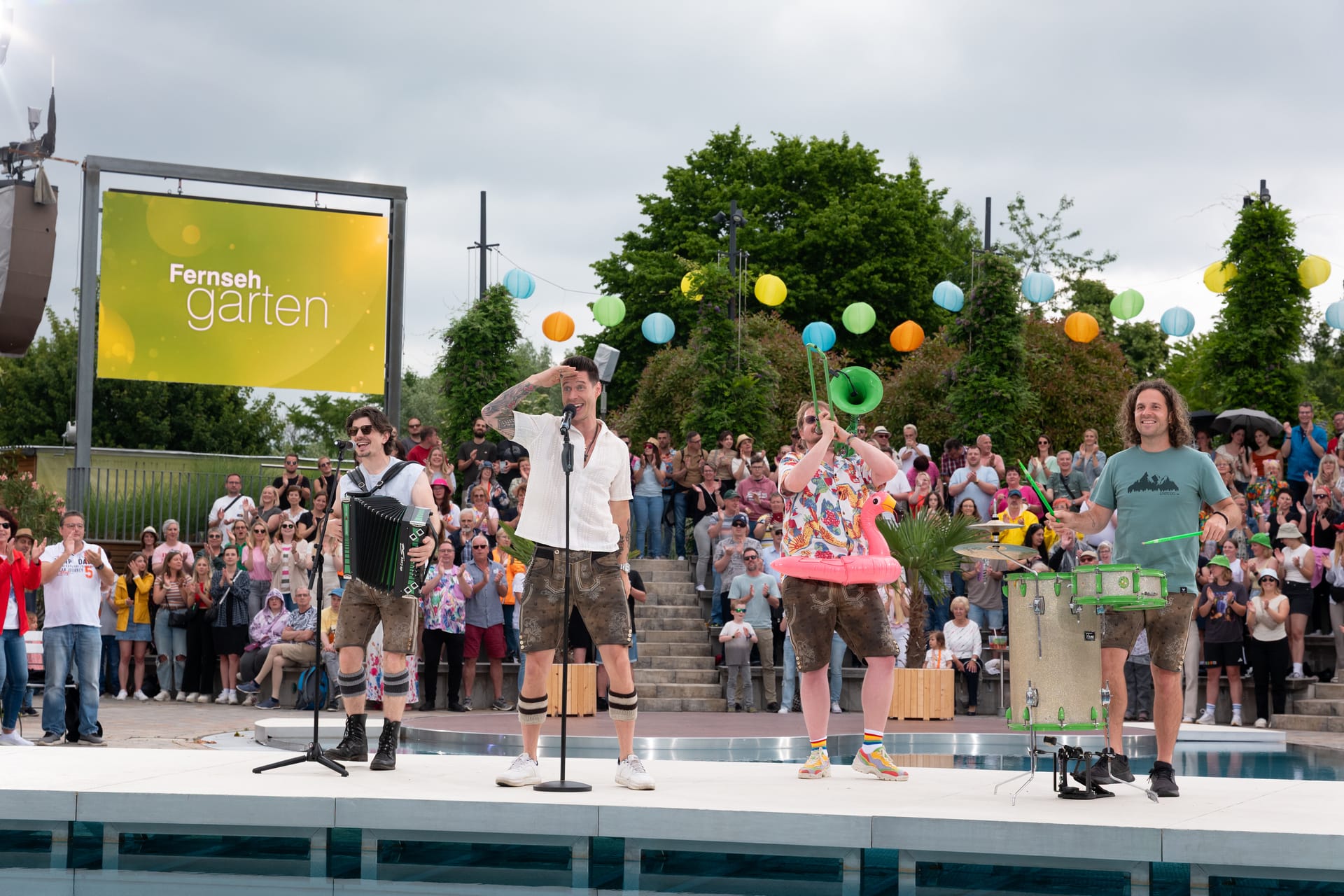 ZDF-Fernsehgarten 2025: Die schönsten Fotos der "Sommer-Feeling"-Ausgabe vom 01.06.25