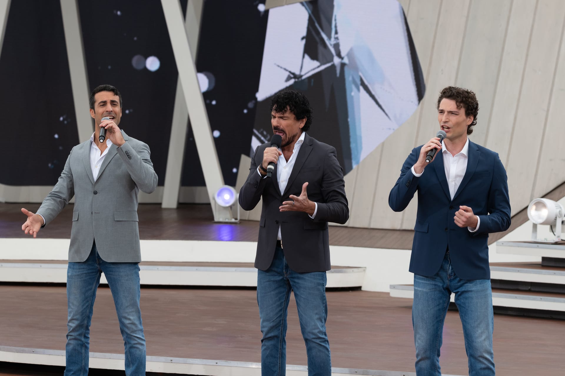 ZDF-Fernsehgarten 2025: Die schönsten Fotos der Zeitreise-Ausgabe am 31.08.25