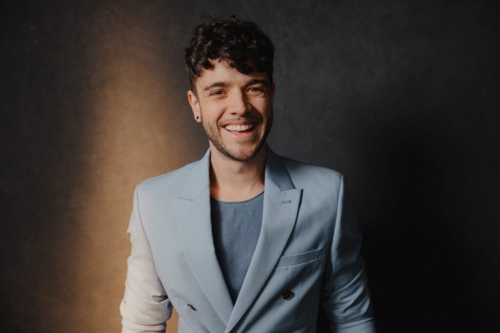 Luca Hänni feiert mit neuem Song TV-Premiere im ZDF-Fernsehgarten » zdf-fernsehgarten Luca Hänni feiert mit neuem Song TV-Premiere im ZDF-Fernsehgarten » zdf-fernsehgarten